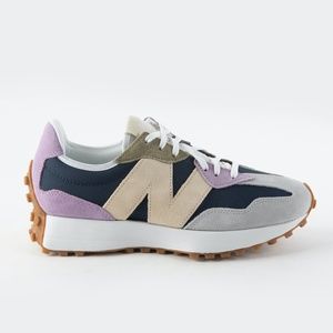 New Balance 327 Sneakers in Natural Indigo/Amythest Women's 6